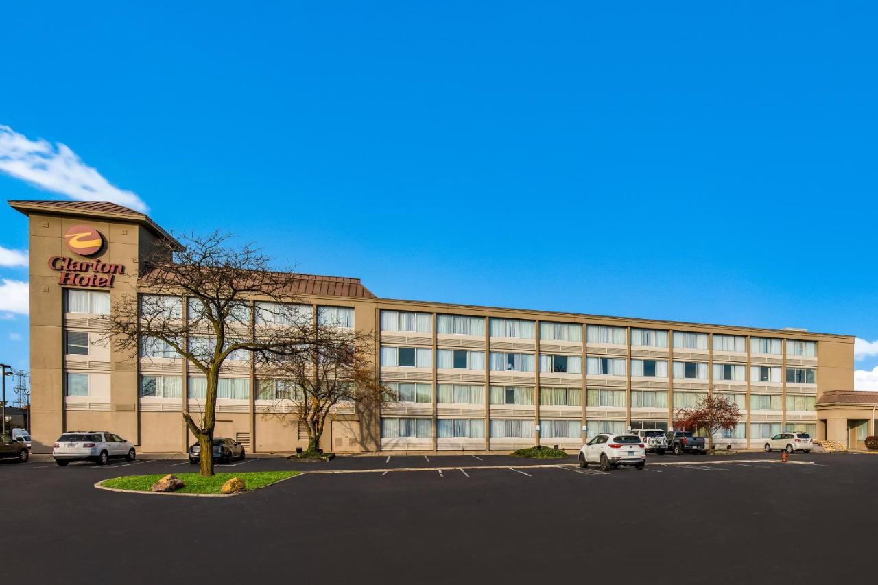 Clarion Hotel & Convention Center Joliet Exterior foto